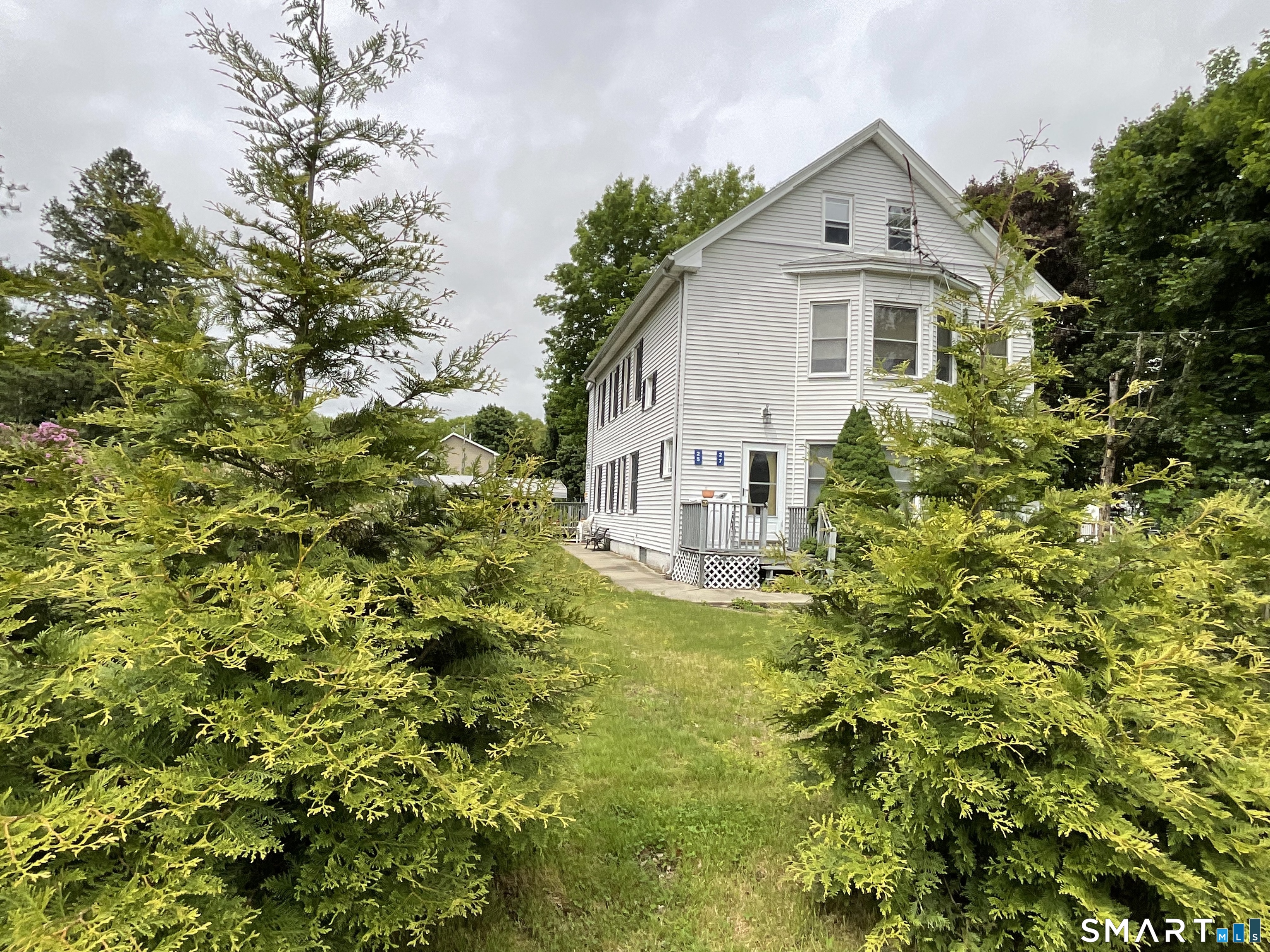 25-27 Pleasant Street