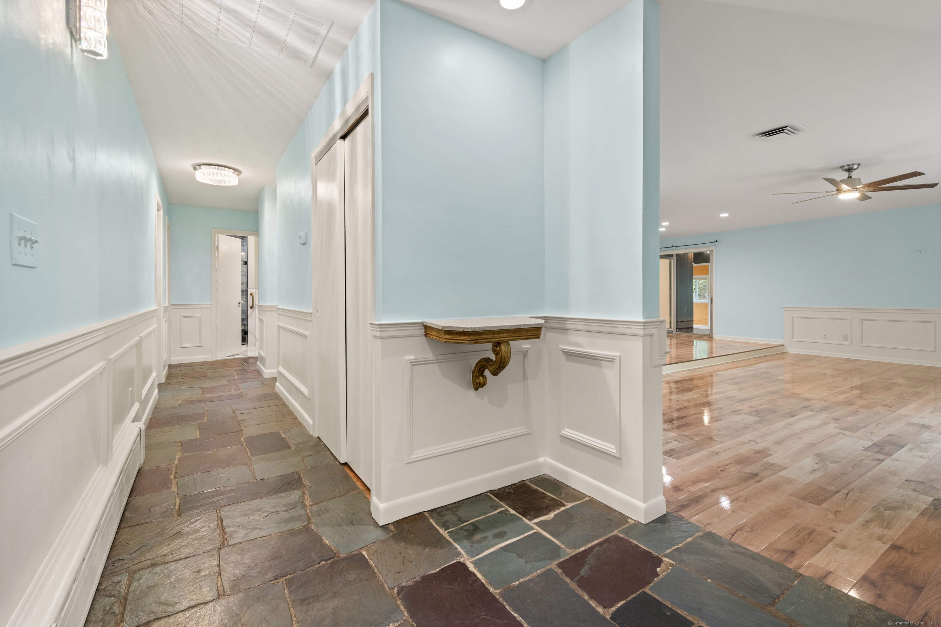 1492 Elm Street