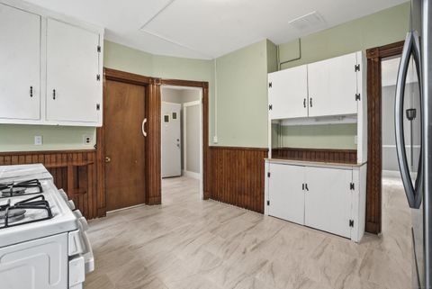 Tiny photo for 587 Third Avenue, West Haven, CT 06516 (MLS # 24138039)