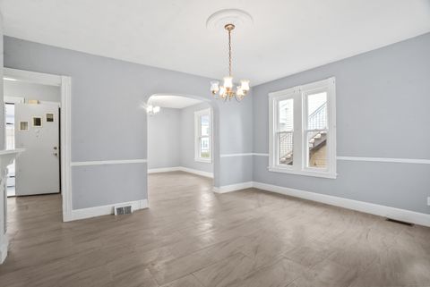 Photo of 587 Third Avenue, West Haven, CT 06516 (MLS # 24138039)