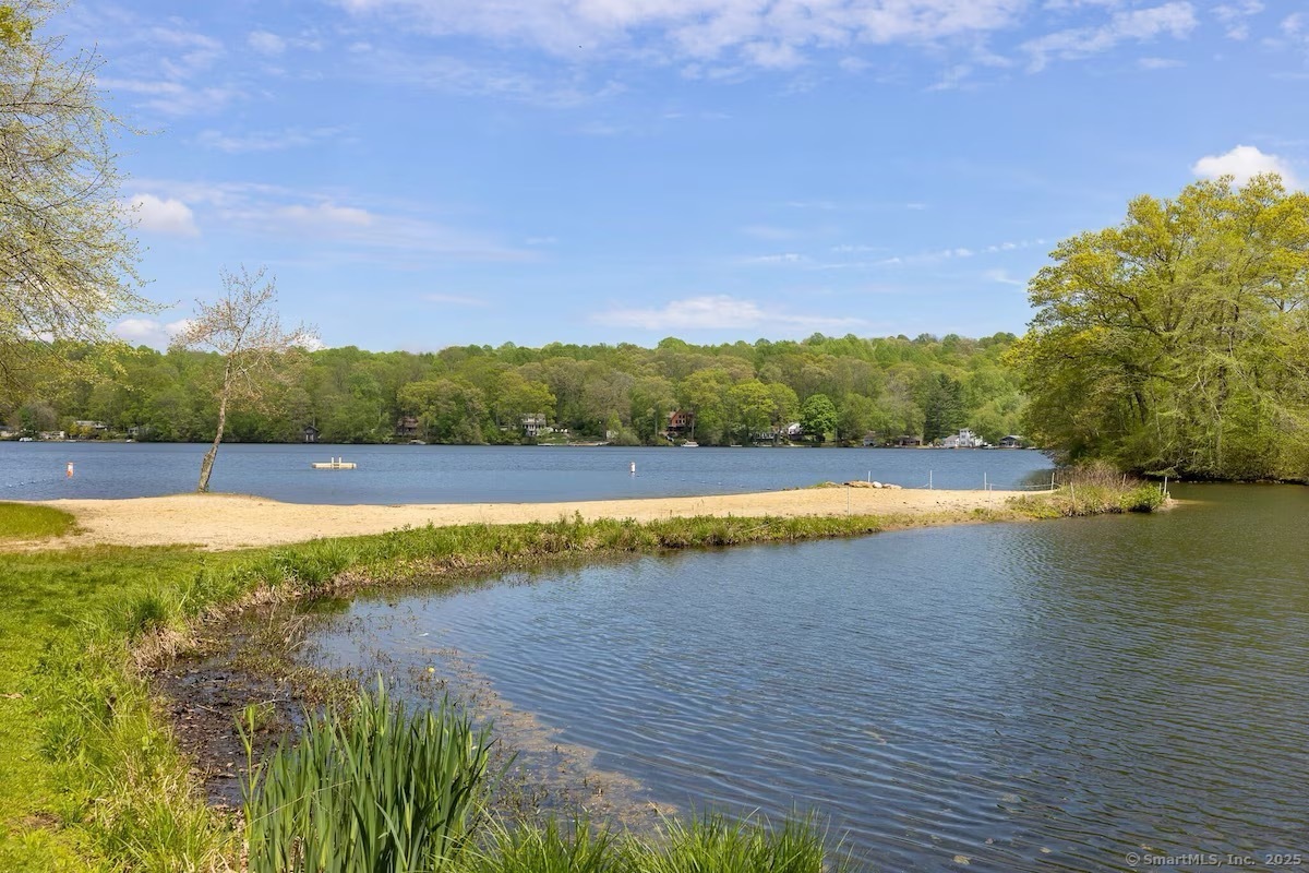 East Haddam, Connecticut 06415, United States, 3 Bedrooms Bedrooms, ,2 BathroomsBathrooms,Residential,Active,150673
