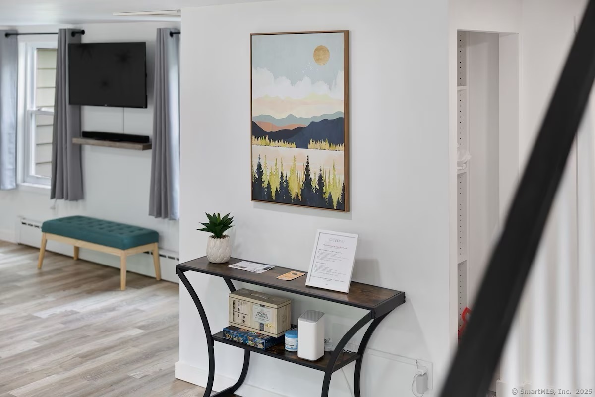 East Haddam, Connecticut 06415, United States, 3 Bedrooms Bedrooms, ,2 BathroomsBathrooms,Residential,Active,150673