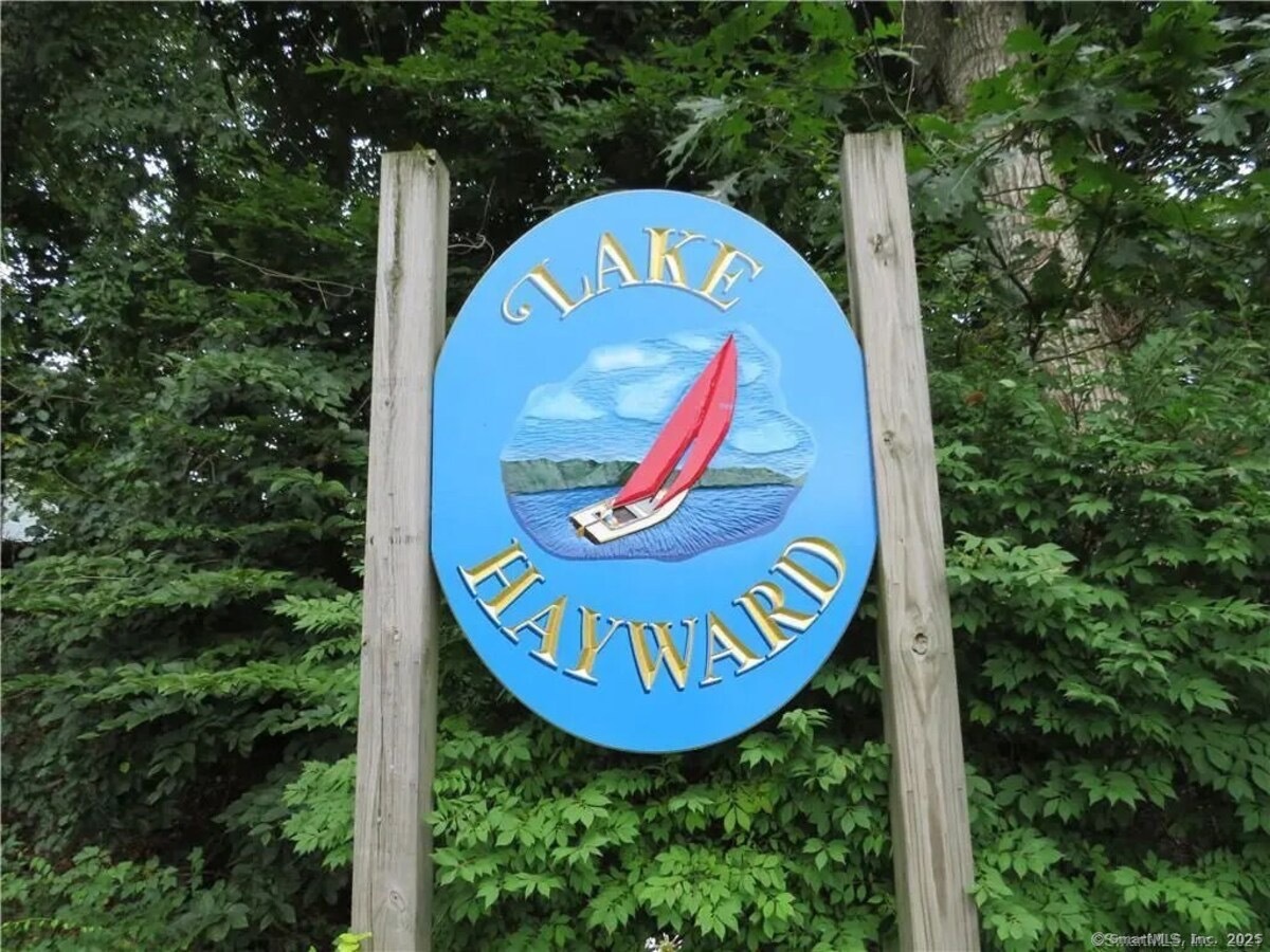 East Haddam, Connecticut 06415, United States, 3 Bedrooms Bedrooms, ,2 BathroomsBathrooms,Residential,Active,150673