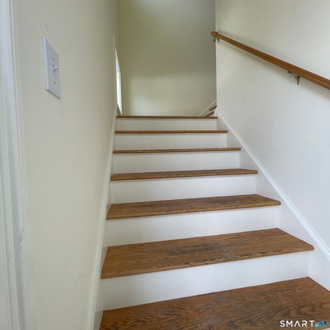 Tiny photo for 157 W Main Street #4, East Lyme, CT 06357 (MLS # 24155394)