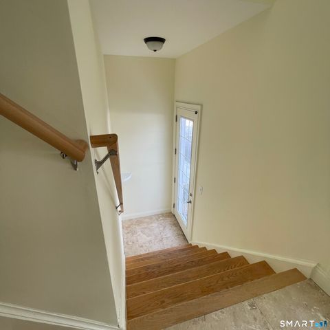 Tiny photo for 157 W Main Street #4, East Lyme, CT 06357 (MLS # 24155394)