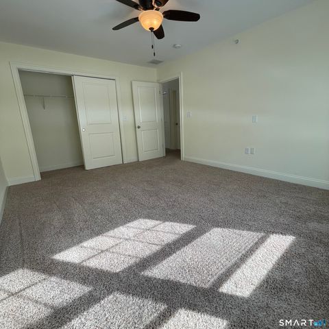 Tiny photo for 157 W Main Street #4, East Lyme, CT 06357 (MLS # 24155394)