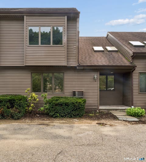 Tiny photo for 46 Twin Oaks #46, New Milford, CT 06776 (MLS # 24198216)