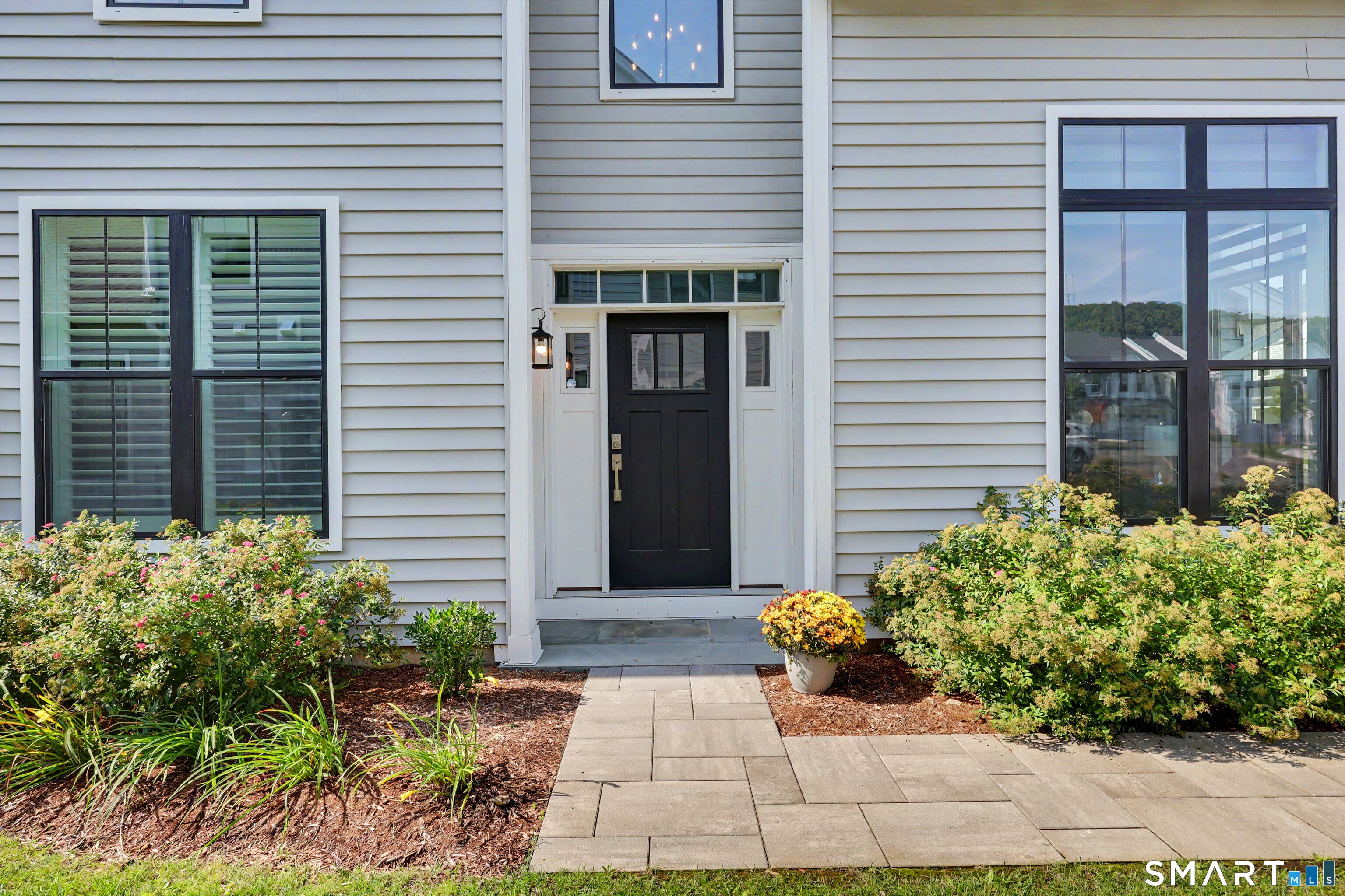 18 Hillcrest Drive 18