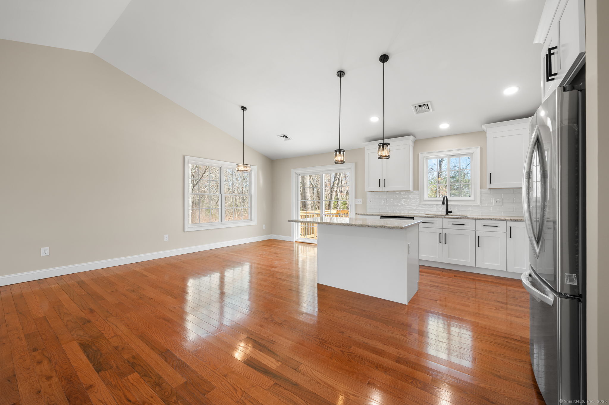 74 N Wawecus Hill Road, Norwich, Connecticut image 8