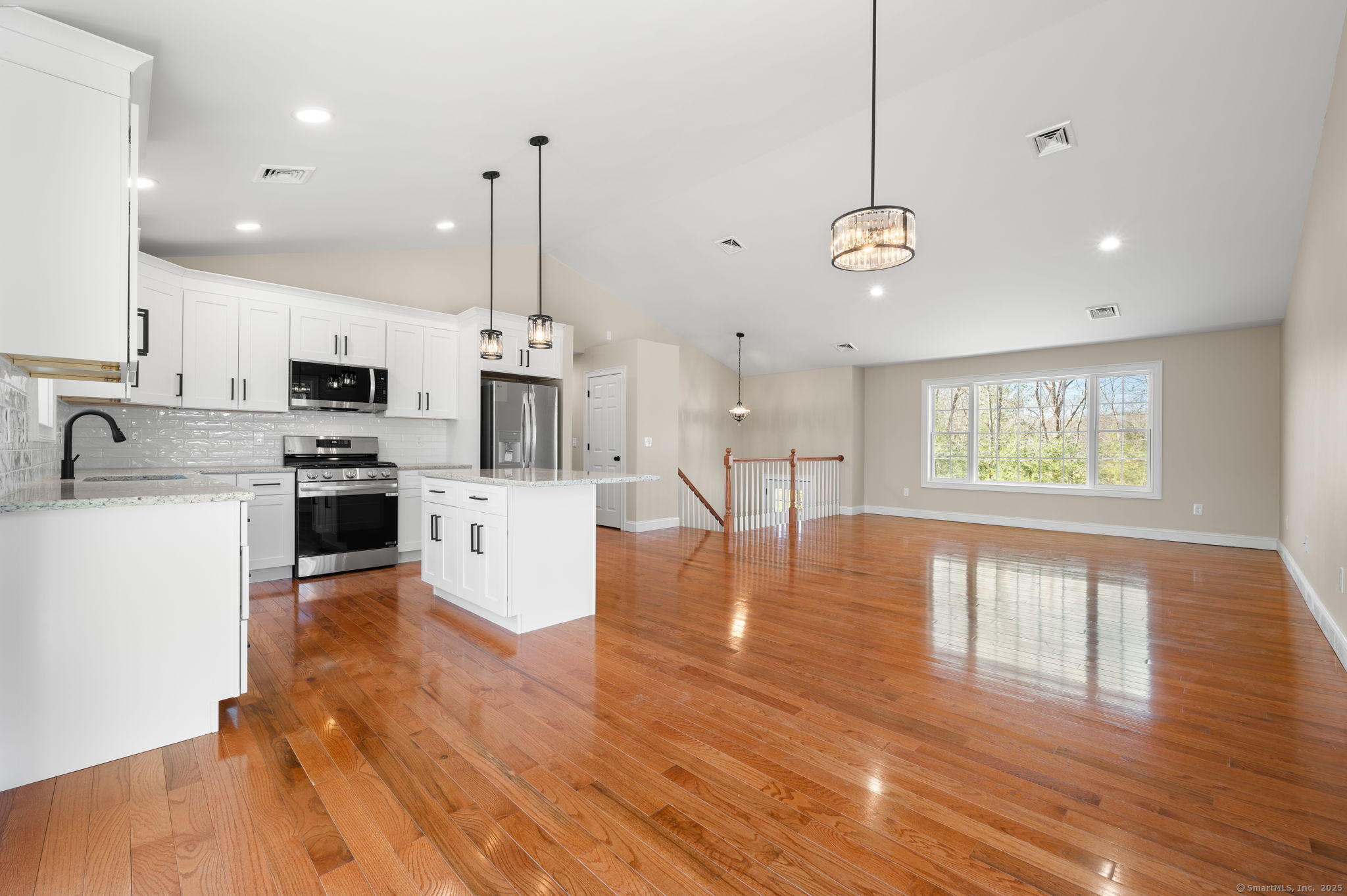 74 N Wawecus Hill Road, Norwich, Connecticut image 6