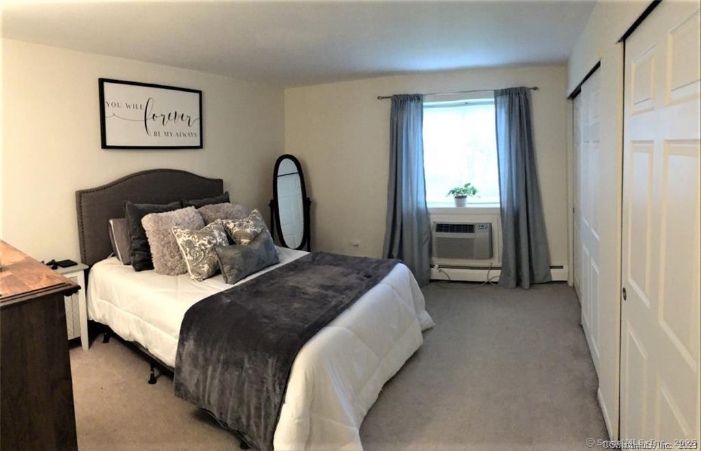 Rocky Hill, Connecticut 06067, United States, 2 Bedrooms Bedrooms, ,2 BathroomsBathrooms,Residential,Pending,185361