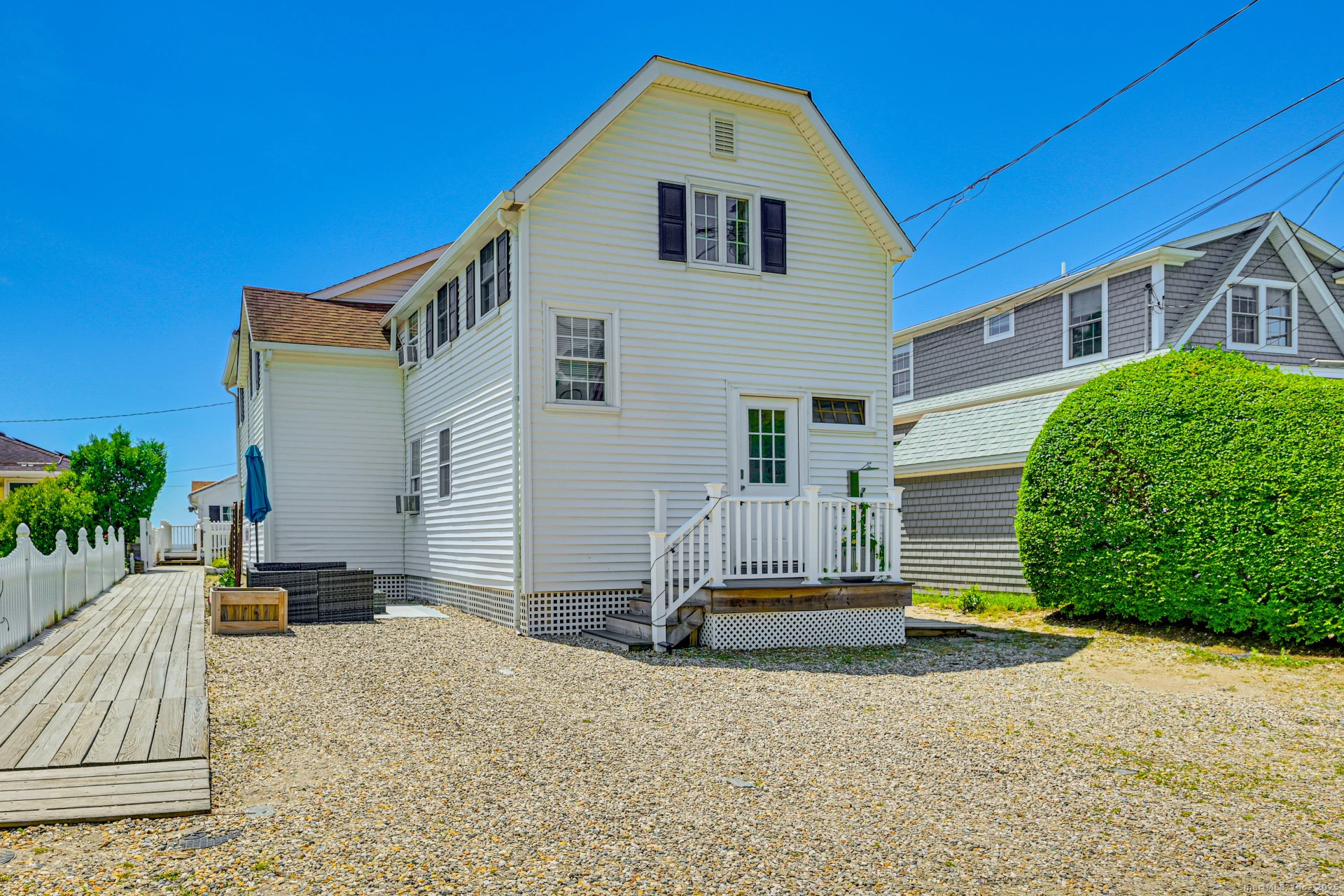 22 West End Drive 1