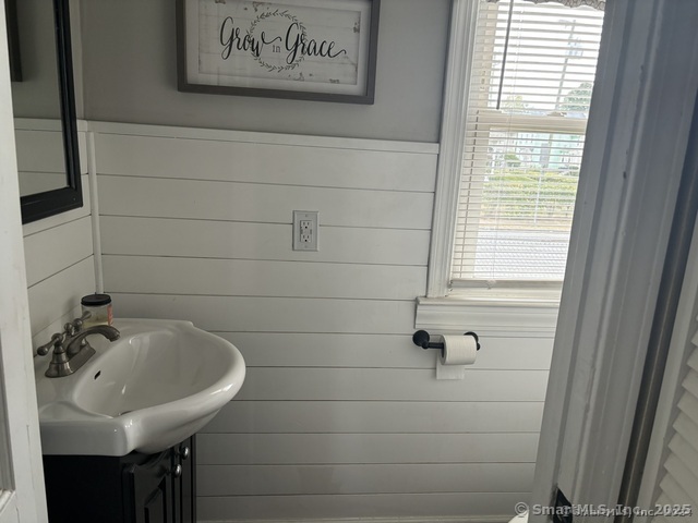 47 Elm Street, East Hartford, Connecticut image 10