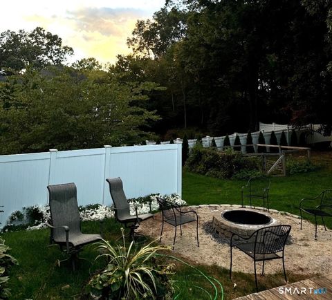 Tiny photo for 30 Kensington Court, Cheshire, CT 06410 (MLS # 24154190)