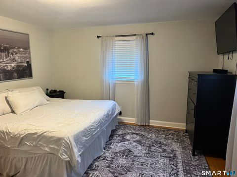 Tiny photo for 30 Kensington Court, Cheshire, CT 06410 (MLS # 24154190)