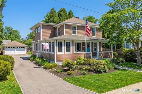 Photo of 51 Ocean View Avenue, Groton, CT 06355 (MLS # 24176139)