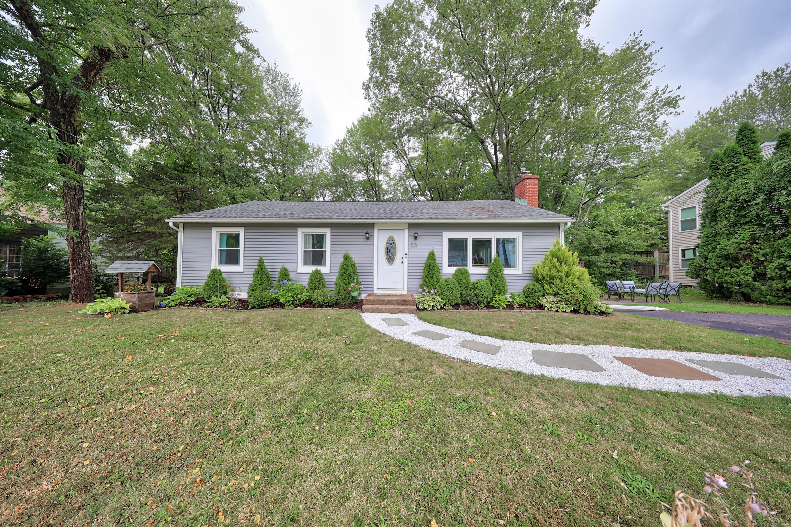 23 Junior Road