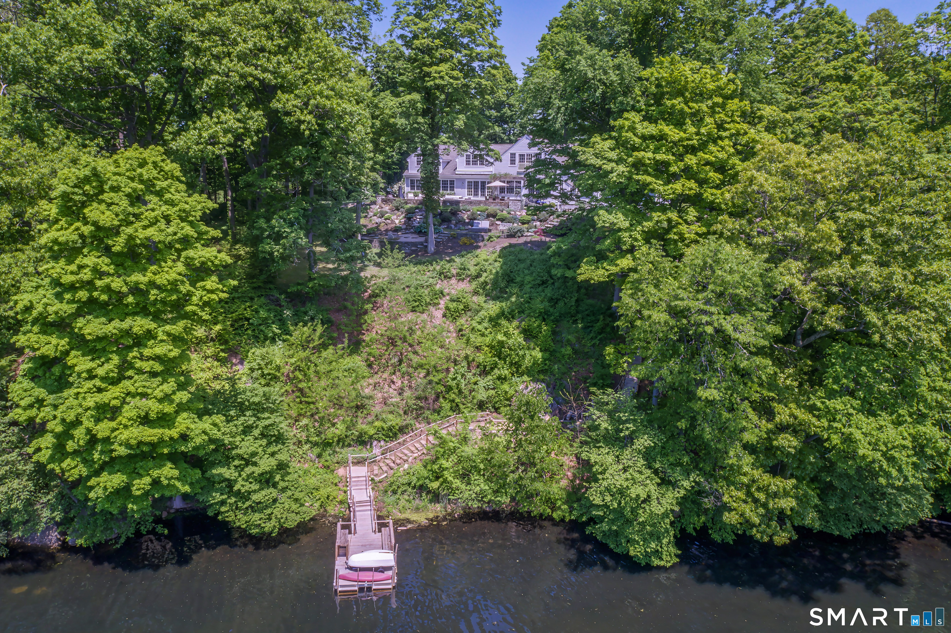 25 Pond Road