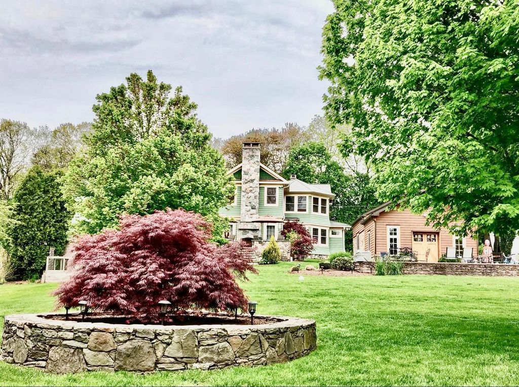 Photo of 7 Renzulli Road, Norwalk, CT 06851 (MLS # 24140086)