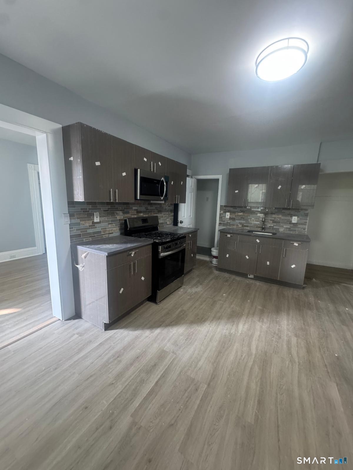 105 Caroline Street 2