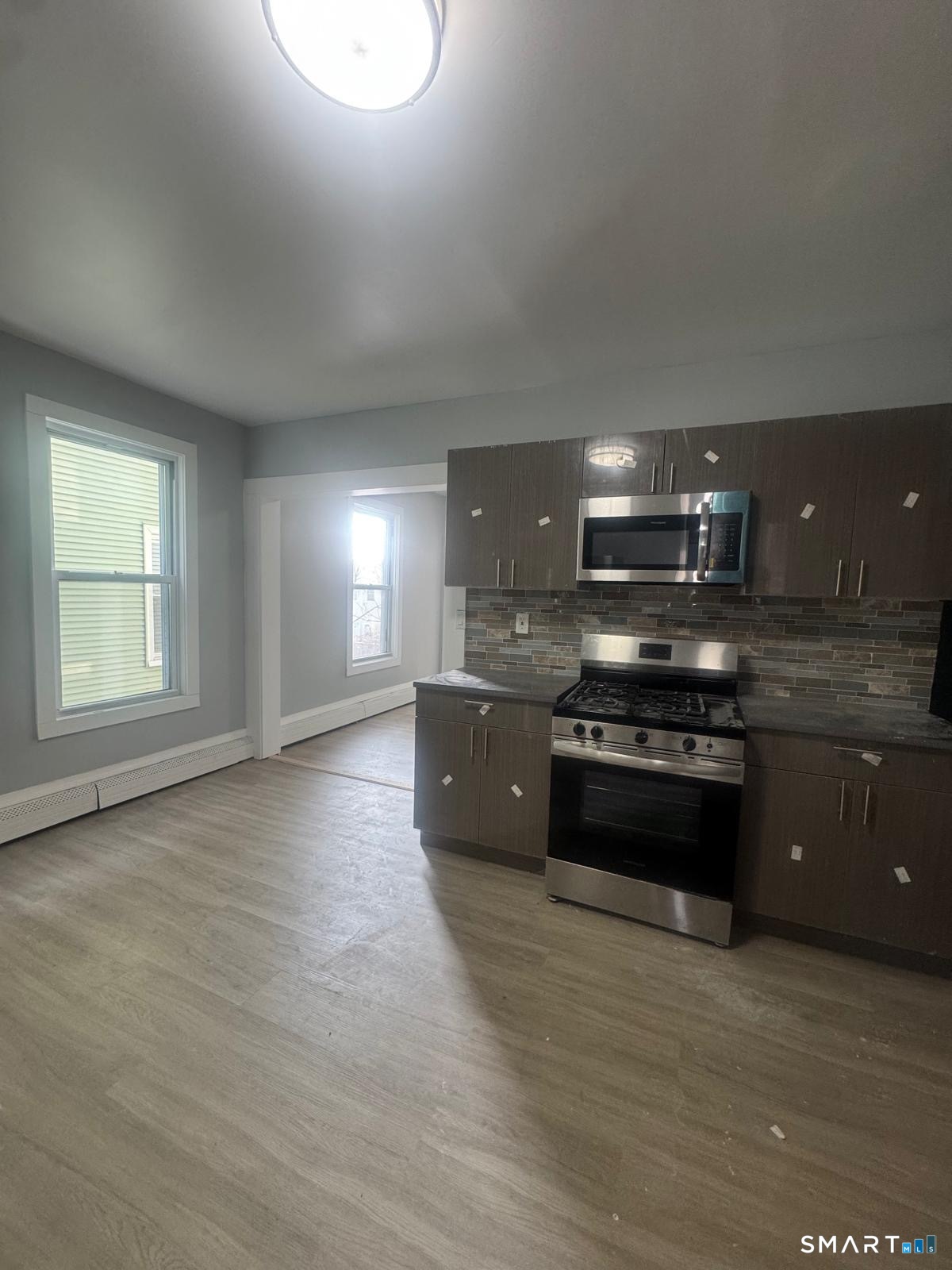 105 Caroline Street 2