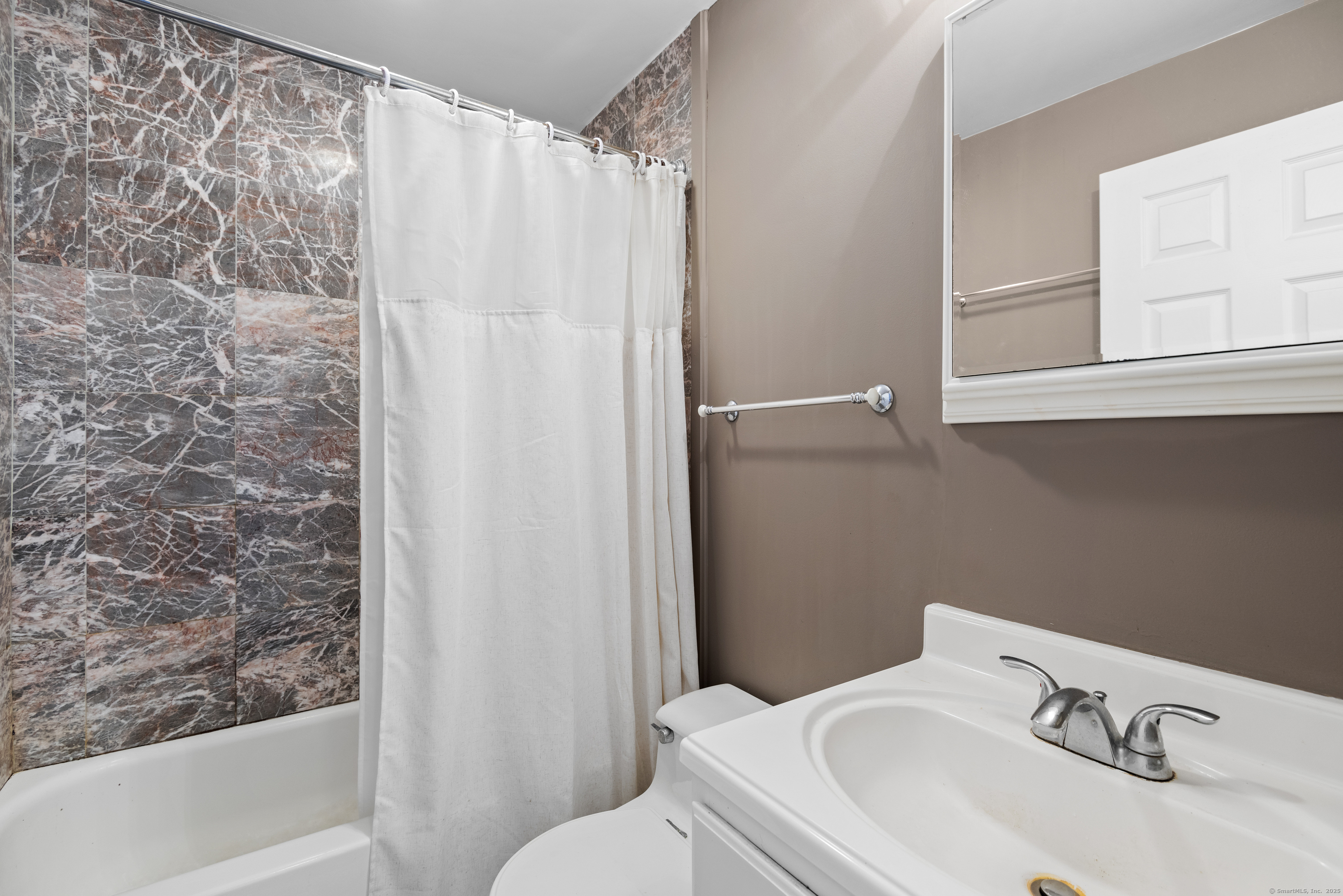 12 Academy Street #APT 3B, New Haven, Connecticut image 28