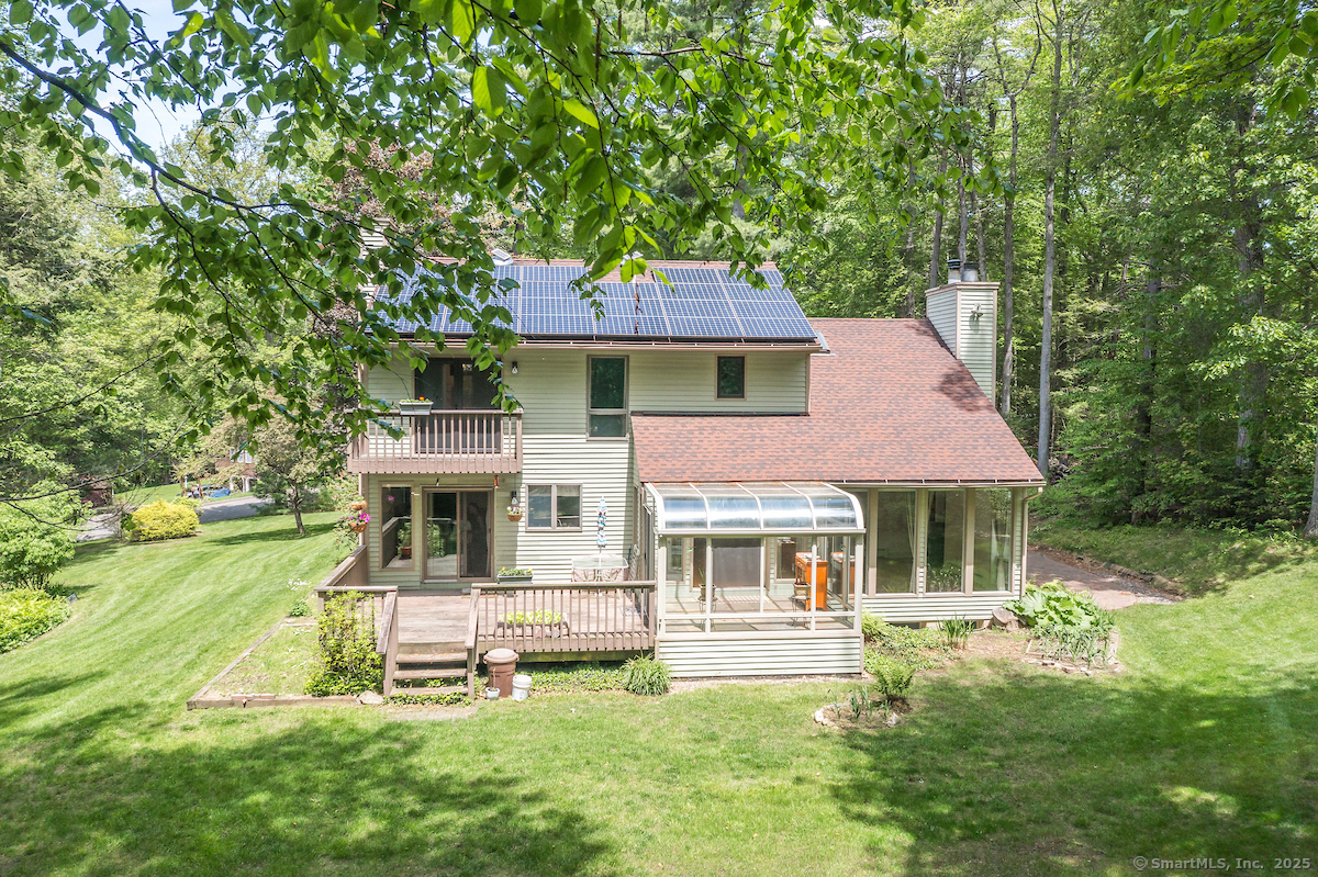 16 Pioneer Drive