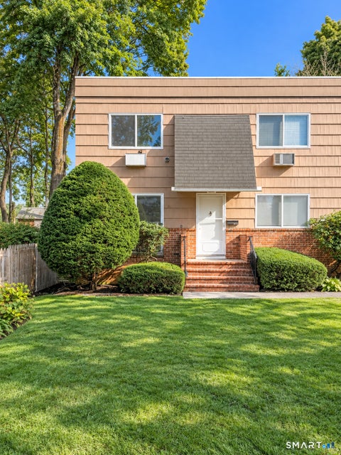 Tiny photo for 201 Highview Avenue #A1, Stamford, CT 06907 (MLS # 24209126)