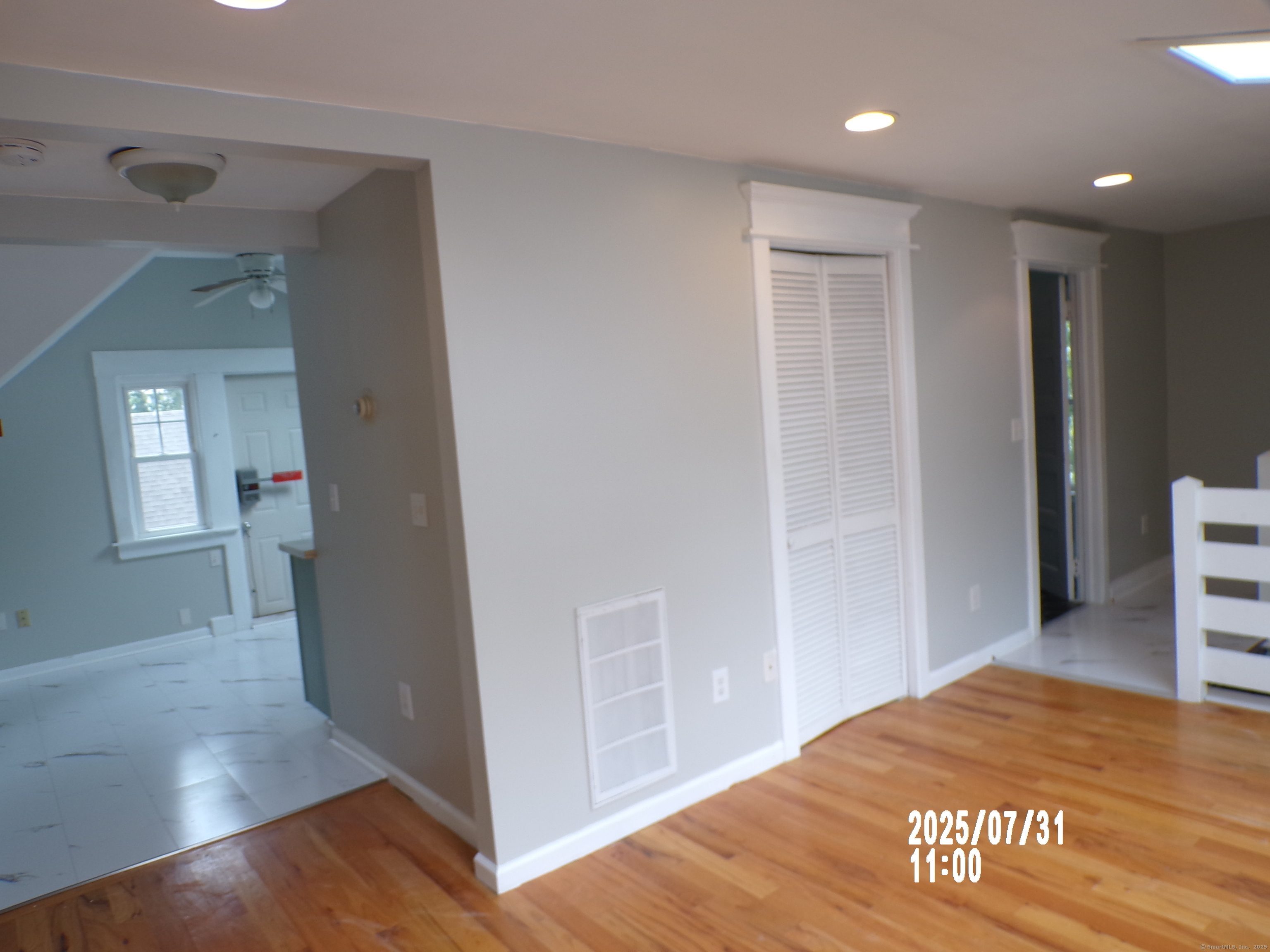 Hamden, Connecticut 06518, United States, 2 Bedrooms Bedrooms, ,1 BathroomBathrooms,Residential,Active,190905