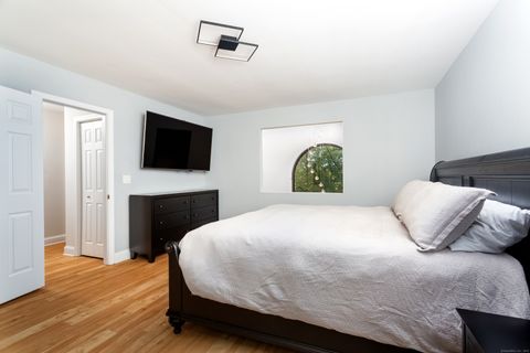 Tiny photo for 4 Pond View Drive #4, Brookfield, CT 06804 (MLS # 24132412)