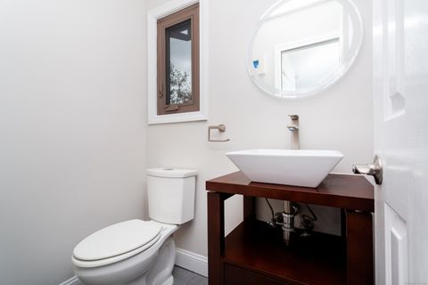 Tiny photo for 4 Pond View Drive #4, Brookfield, CT 06804 (MLS # 24132412)