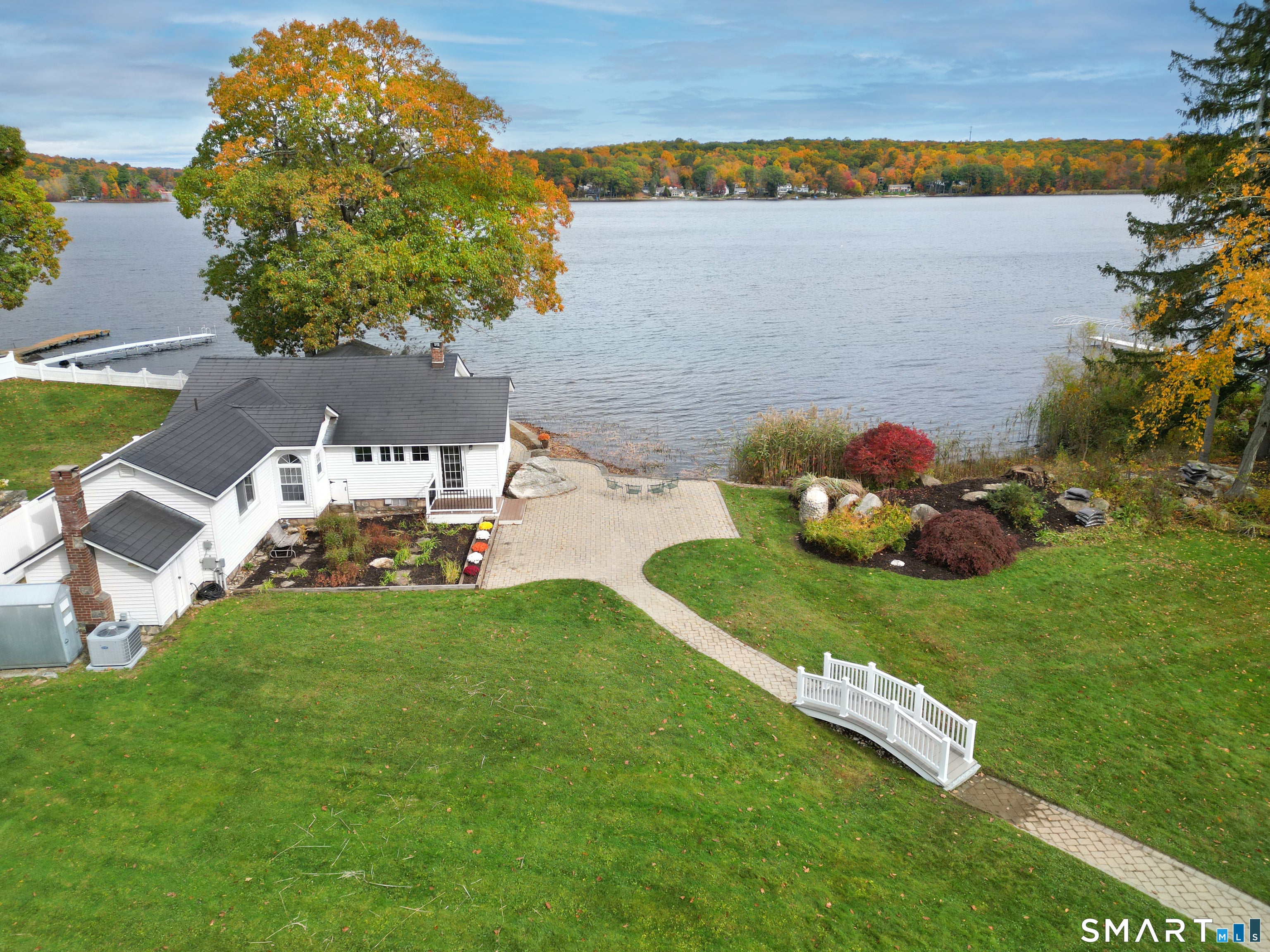260 Avery Shores