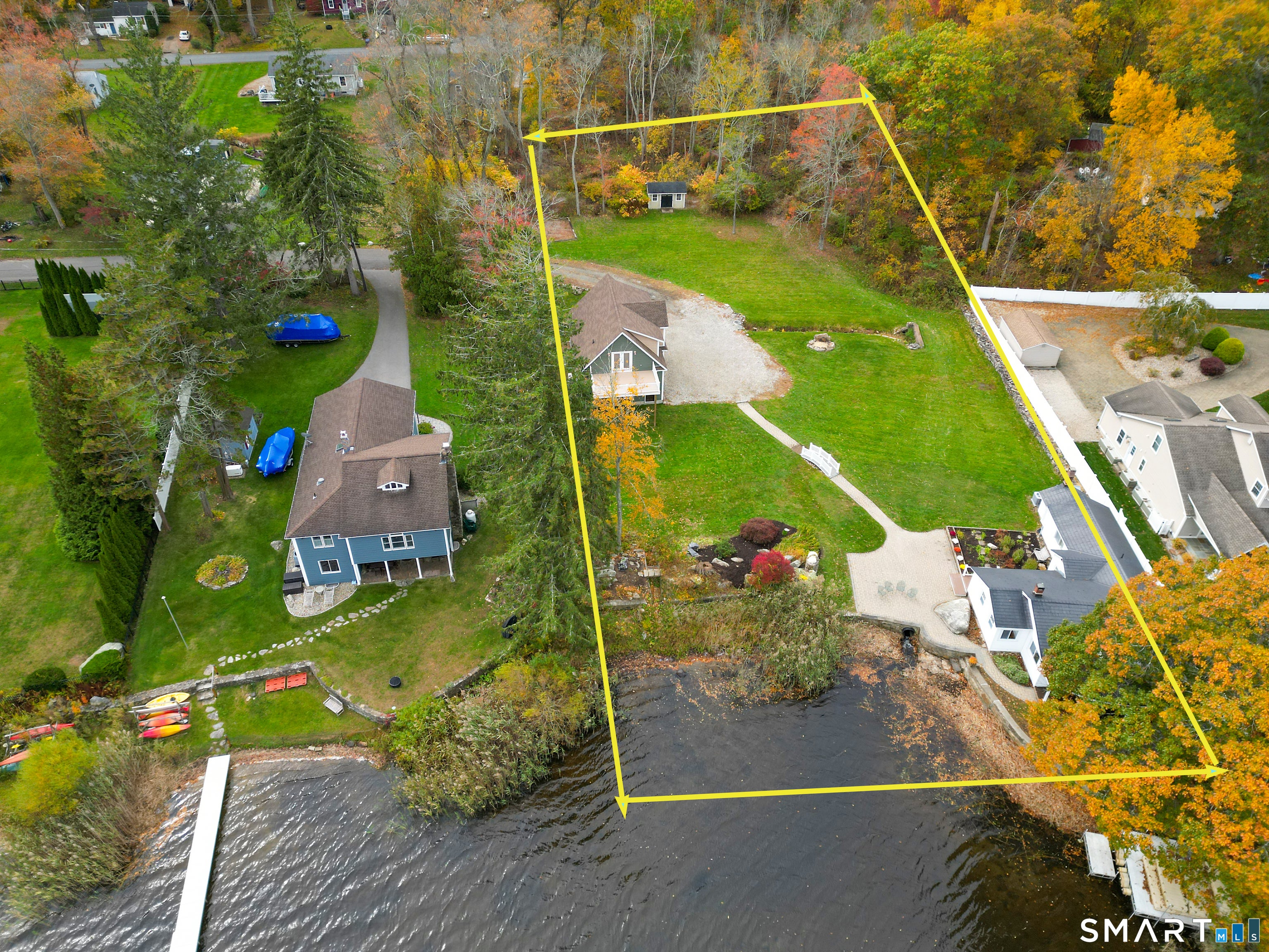 260 Avery Shores