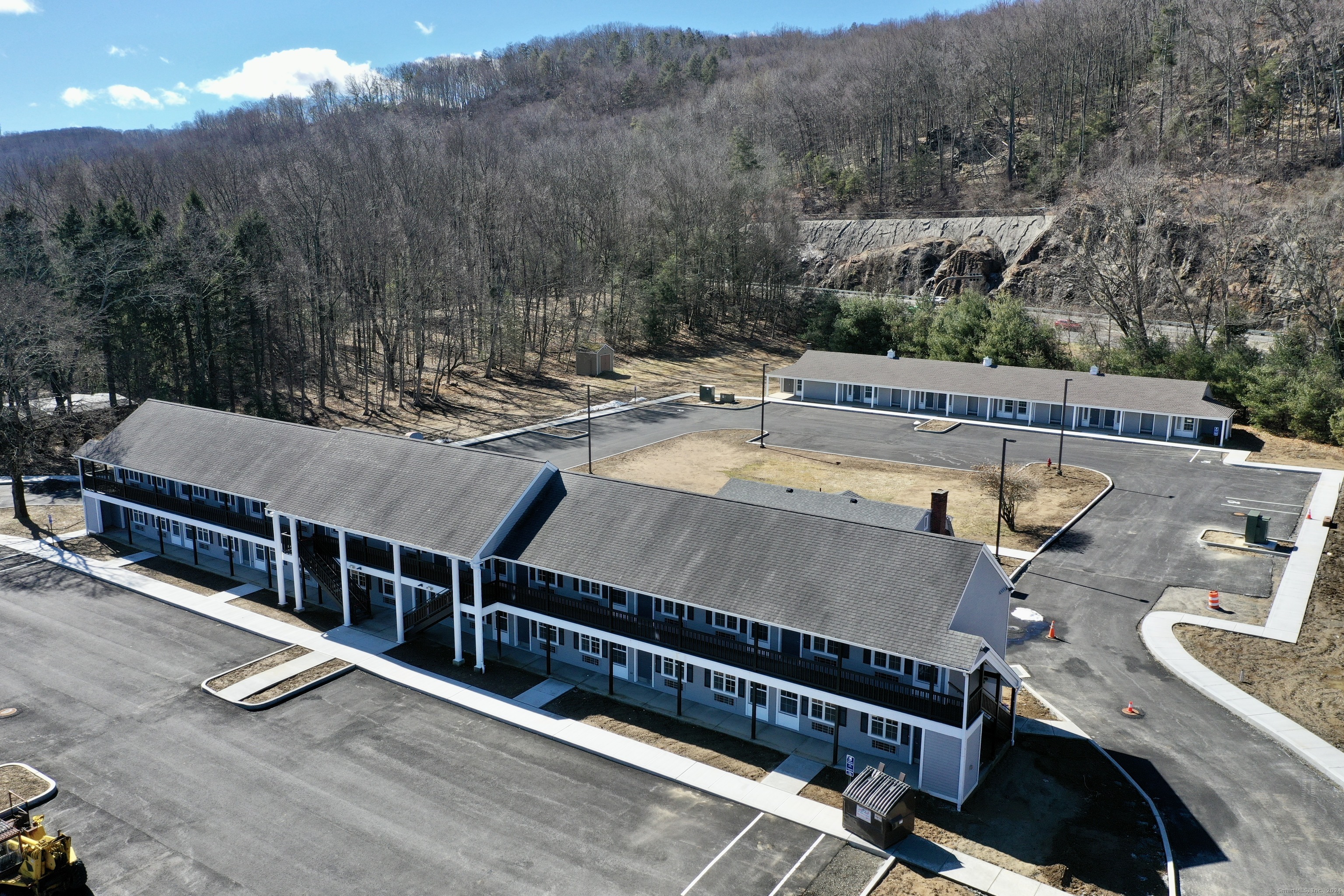 1030 Federal Road 204