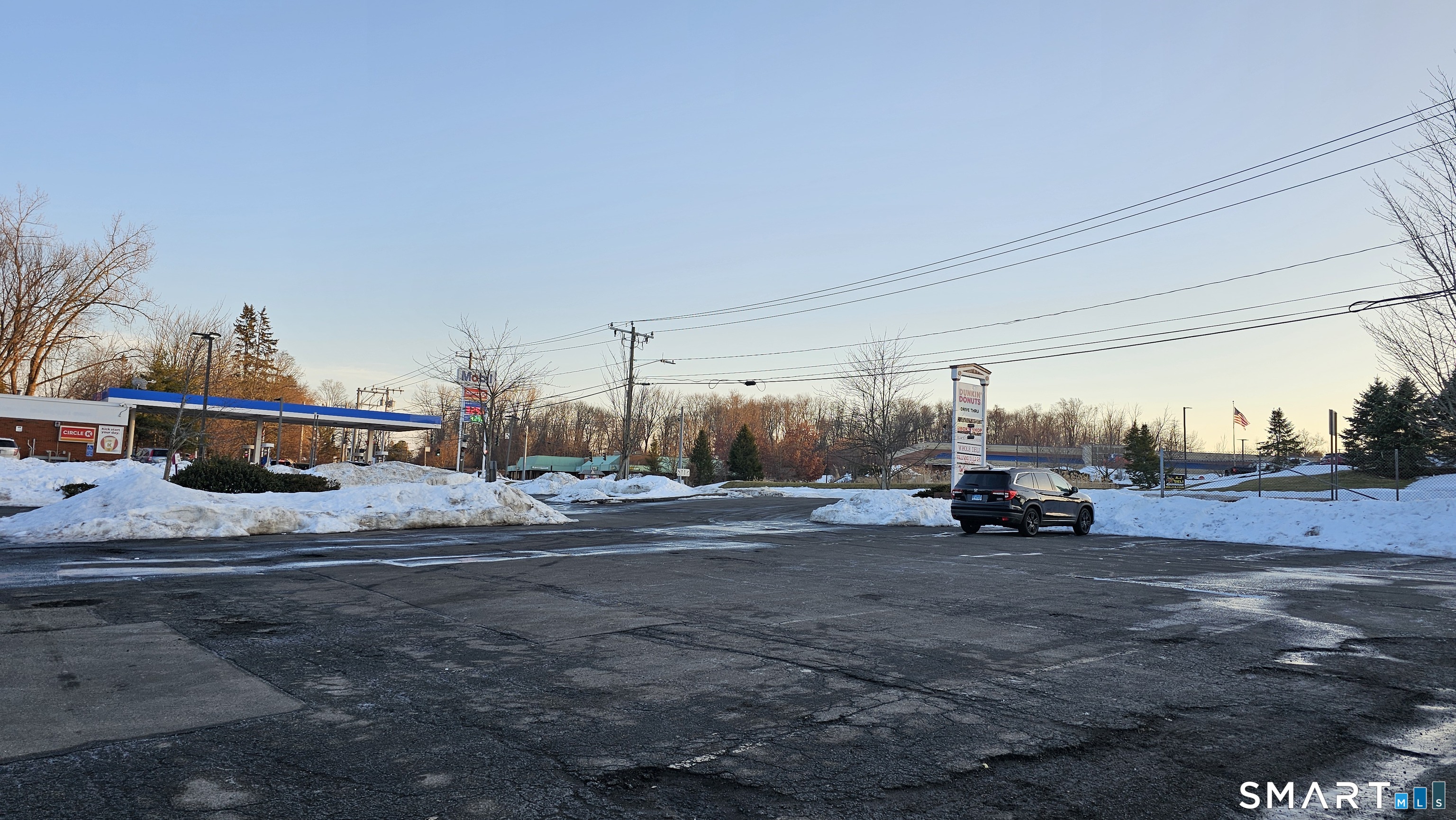 700 Poquonock Avenue