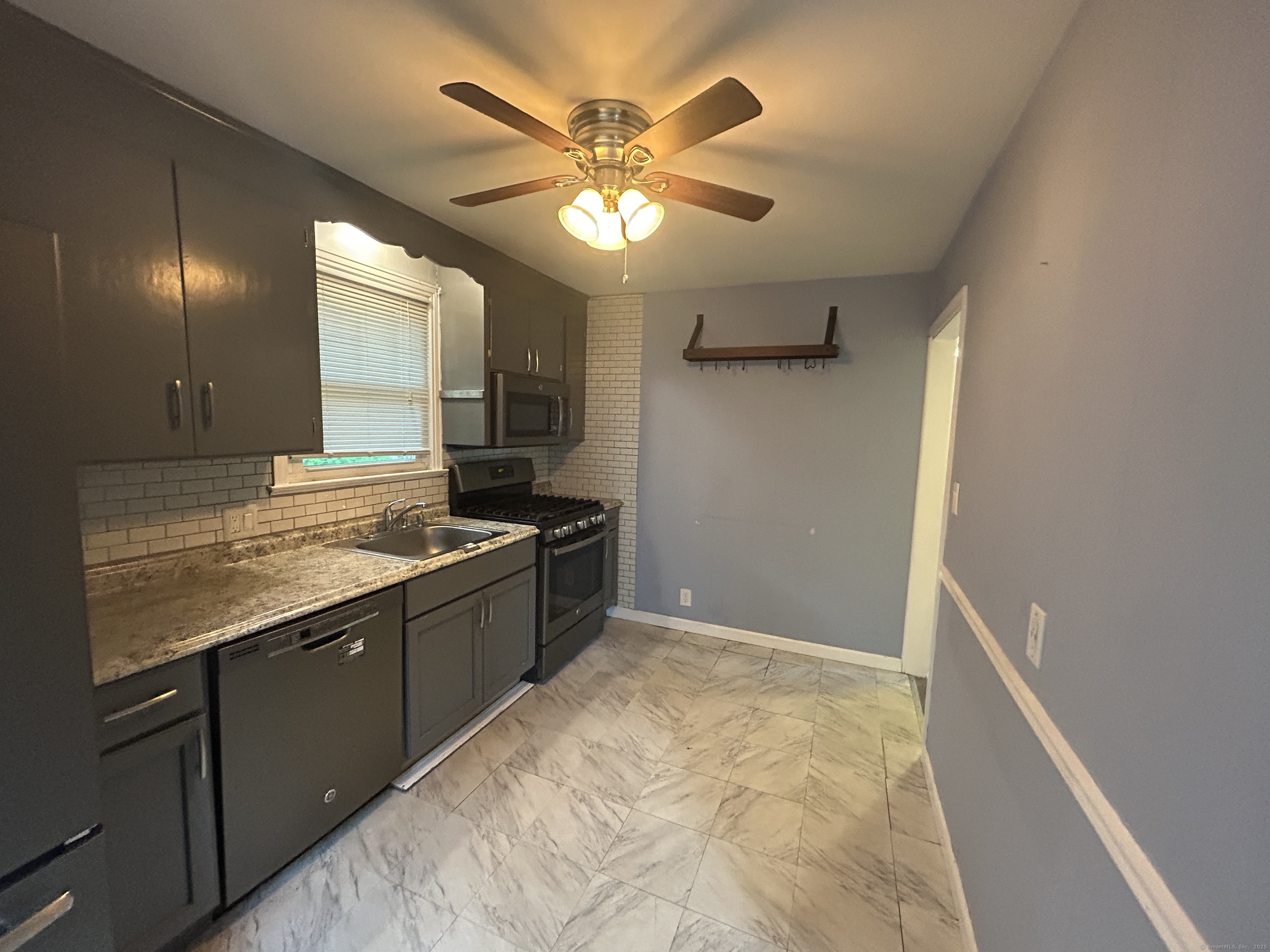 138 Radnor Avenue, Naugatuck, Connecticut image 10
