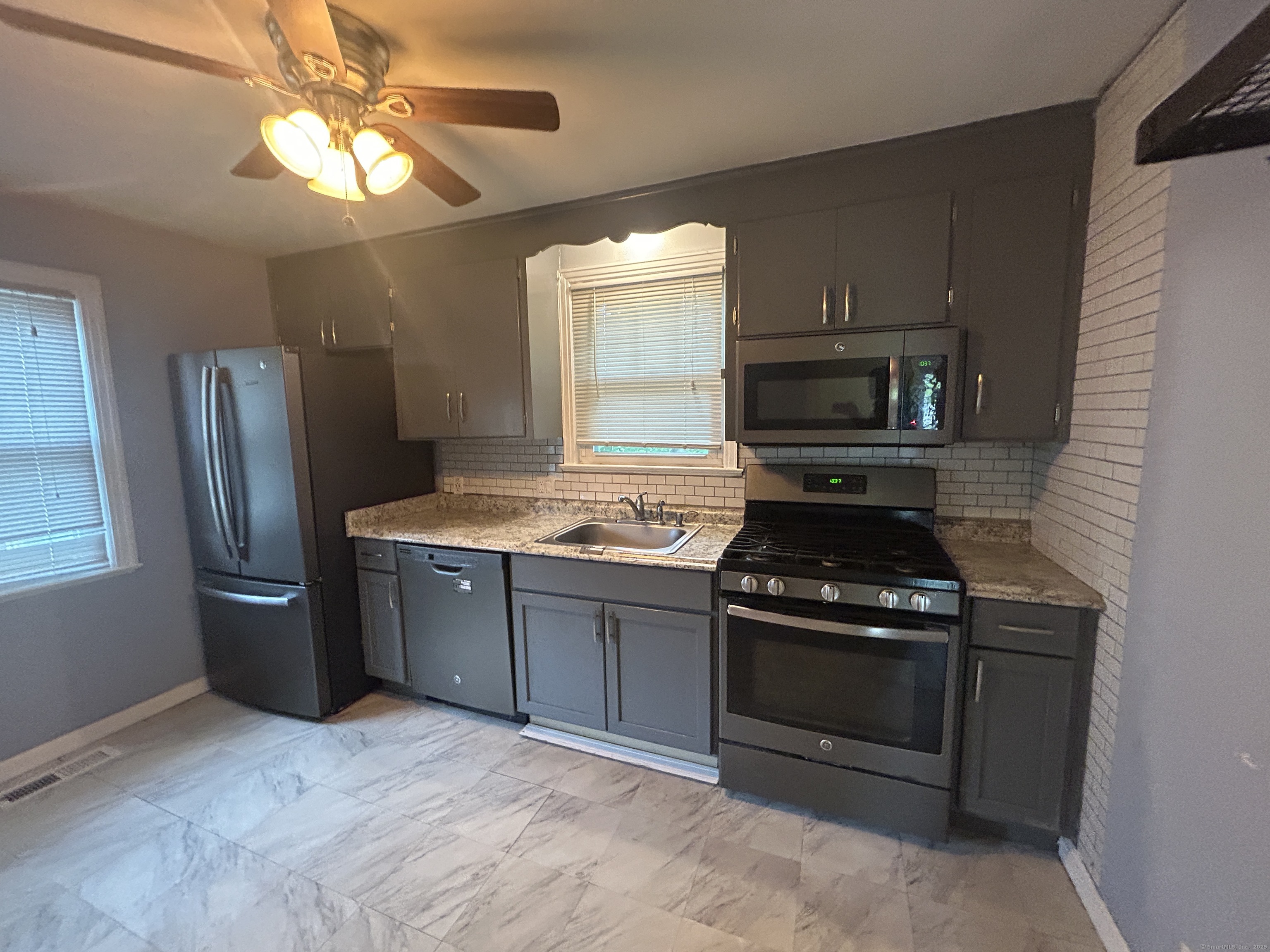 138 Radnor Avenue, Naugatuck, Connecticut image 9