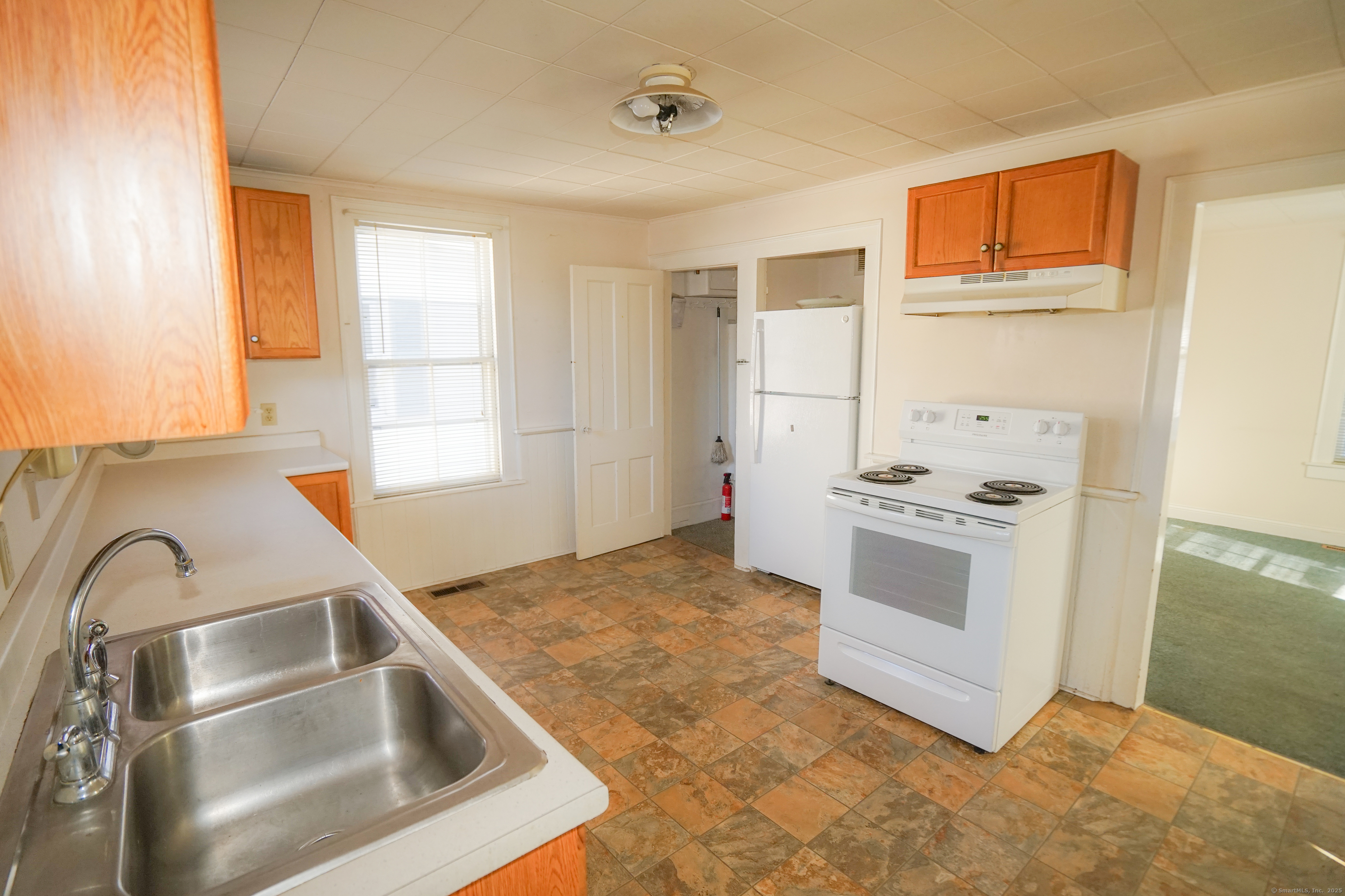 36 Broad Street, Meriden, Connecticut image 11