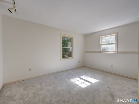 Tiny photo for 84 Founders Village #84, Clinton, CT 06413 (MLS # 24182188)