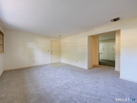 Tiny photo for 84 Founders Village #84, Clinton, CT 06413 (MLS # 24182188)
