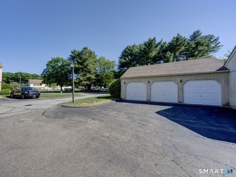 Tiny photo for 84 Founders Village #84, Clinton, CT 06413 (MLS # 24182188)