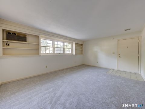 Tiny photo for 84 Founders Village #84, Clinton, CT 06413 (MLS # 24182188)