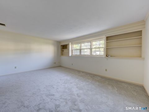 Tiny photo for 84 Founders Village #84, Clinton, CT 06413 (MLS # 24182188)