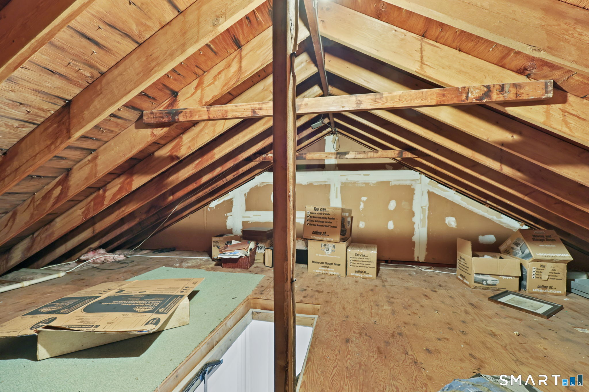 Greenwich, Connecticut 06830, United States, 2 Bedrooms Bedrooms, ,2 BathroomsBathrooms,Residential,Active,255248