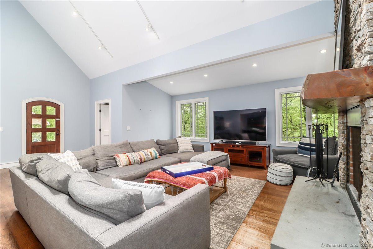 550 Barrack Hill Road, Ridgefield, Connecticut image 6