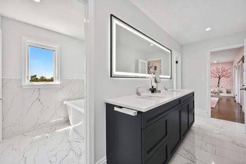 Tiny photo for 175 Battery Park Drive, Bridgeport, CT 06605 (MLS # 24150063)