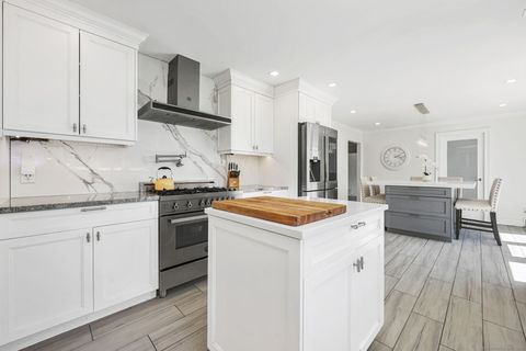 Tiny photo for 175 Battery Park Drive, Bridgeport, CT 06605 (MLS # 24150063)