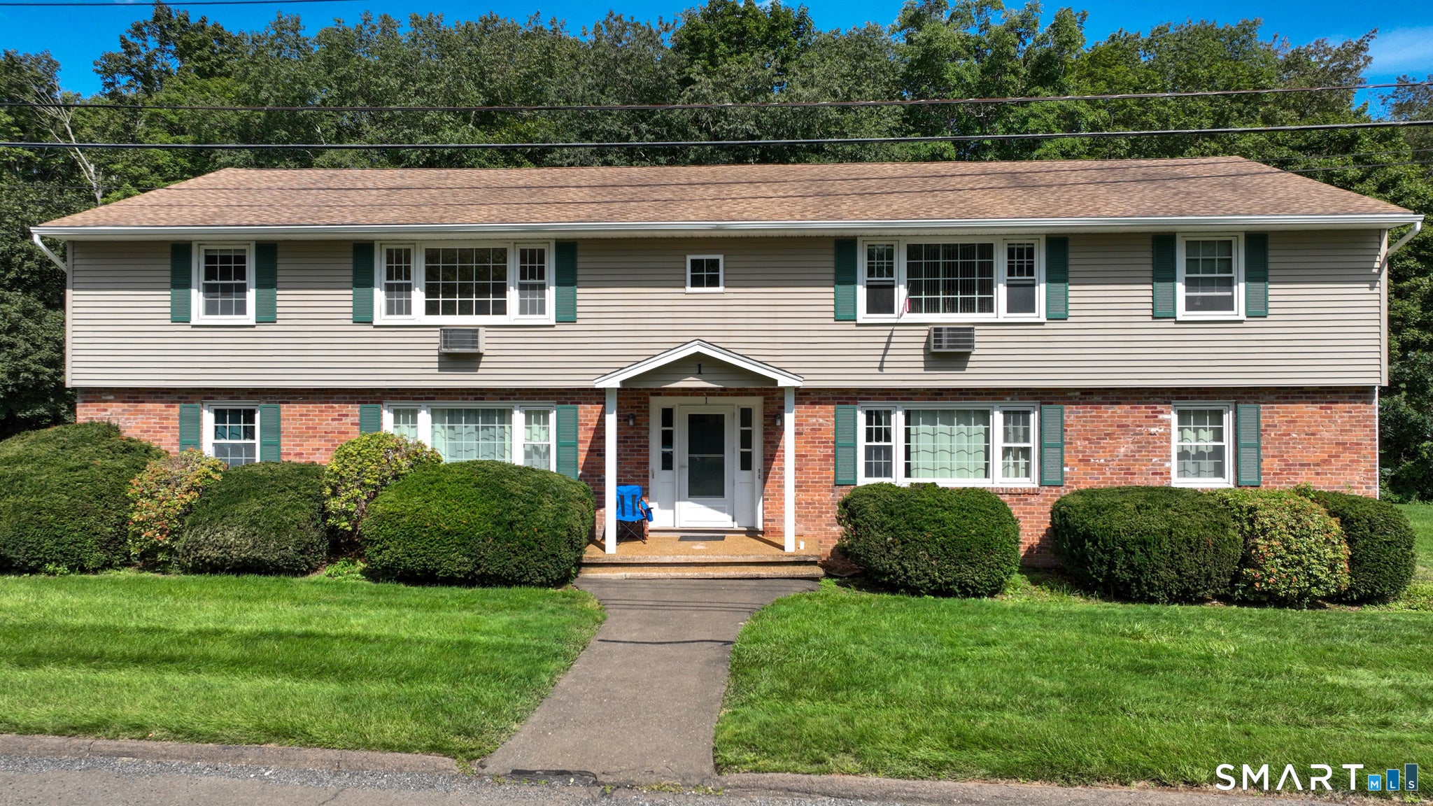 1789 Foxon Road 1B