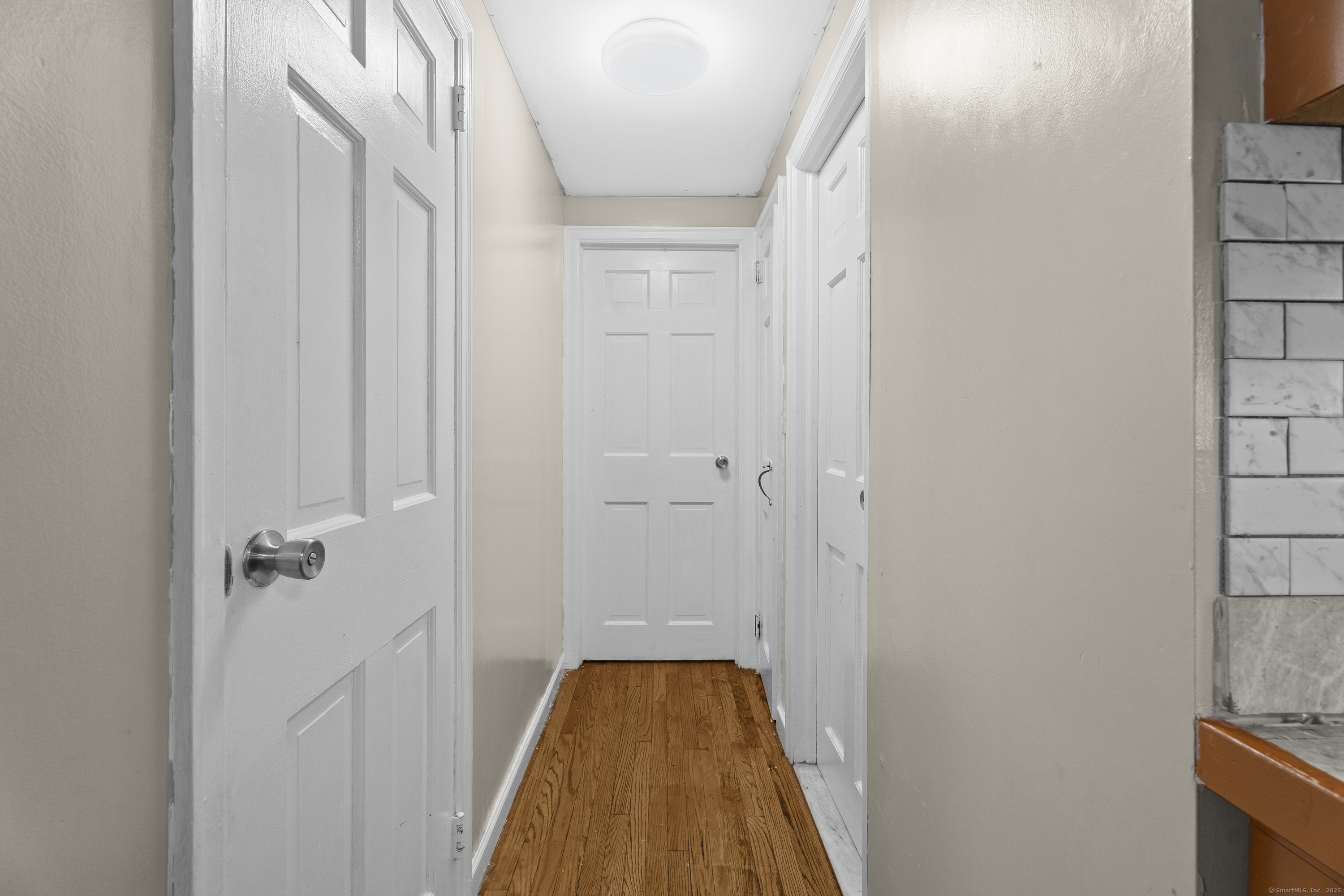 West Hartford, Connecticut 06110, United States, 3 Bedrooms Bedrooms, ,1 BathroomBathrooms,Residential,Active,180035