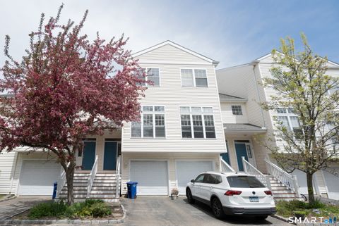 Photo of 291 Silverbrook Road #4, Orange, CT 06477 (MLS # 24171838)